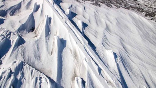 Negativspur im Schnee
