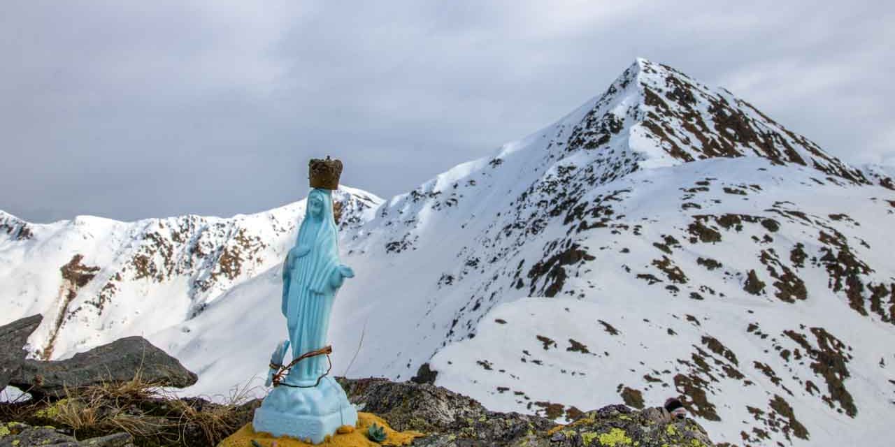 Madonna am Skitourenziel