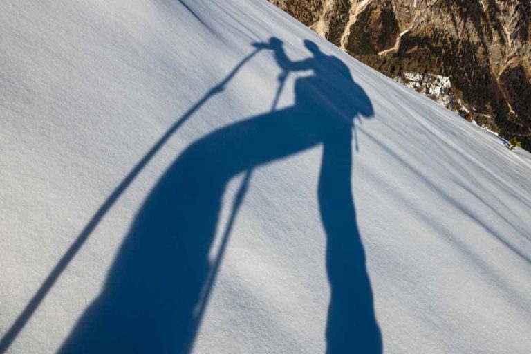 Die Sonne kommt ums Eck.