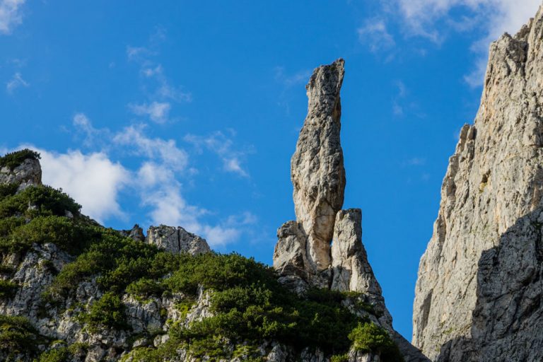 Kletterturm im schönen Licht.