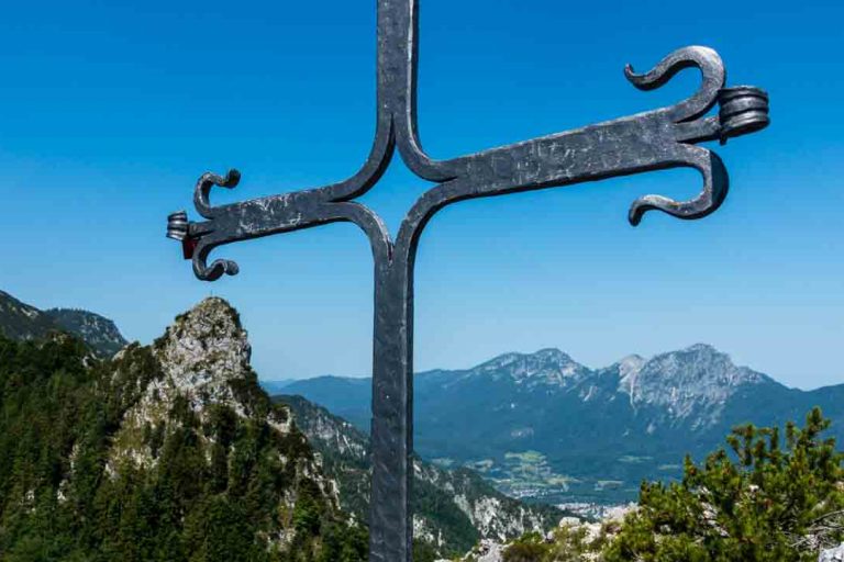 Aussicht auf Signalkopf und Hochstaufen.