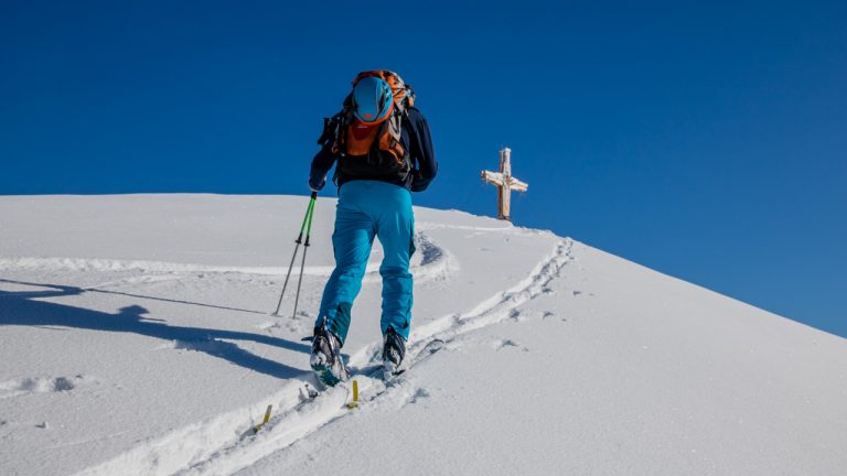 Mit Tourenski über die Hochfläche Steineres Meer.