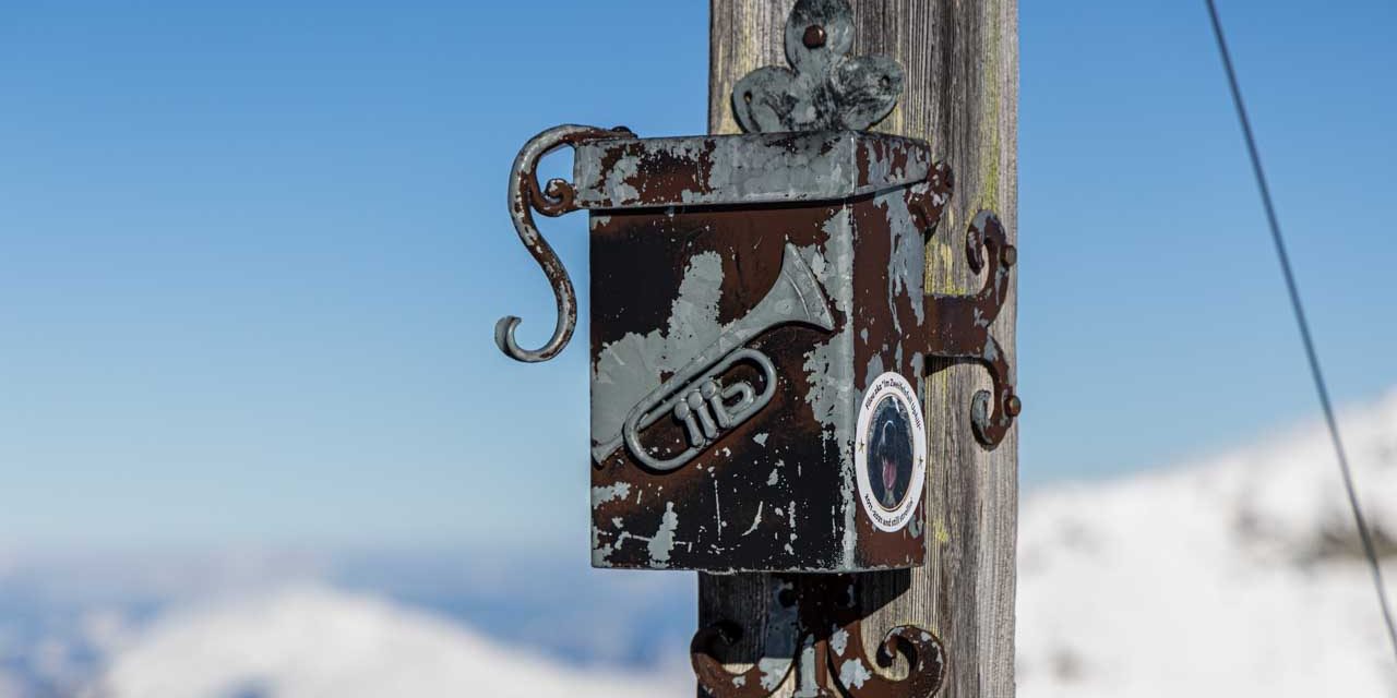 Schönes Gipfelkreuz am Mittagskogel über Saalbach-Hinterglemm
